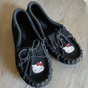 Girls size 13 Hello Kitty Minnetonka moccasins